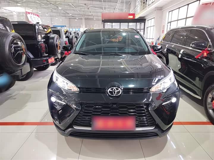 Фото 3 - Toyota Wildlander