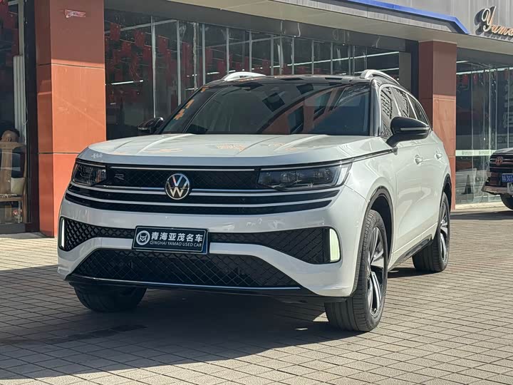 Фото 1 - Volkswagen Tavendor