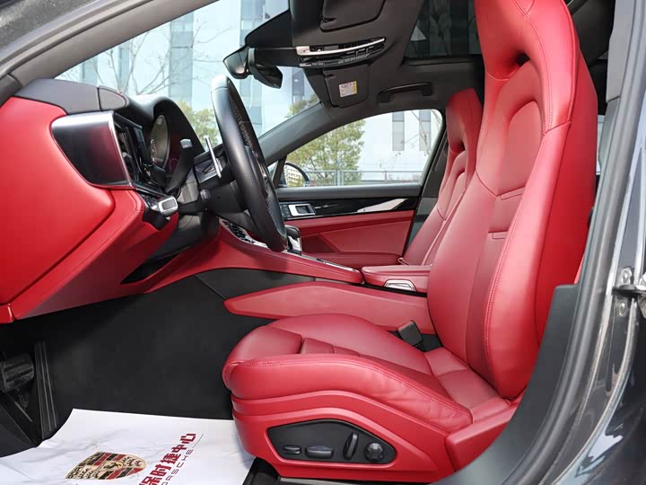 Фото 5 - Porsche Panamera