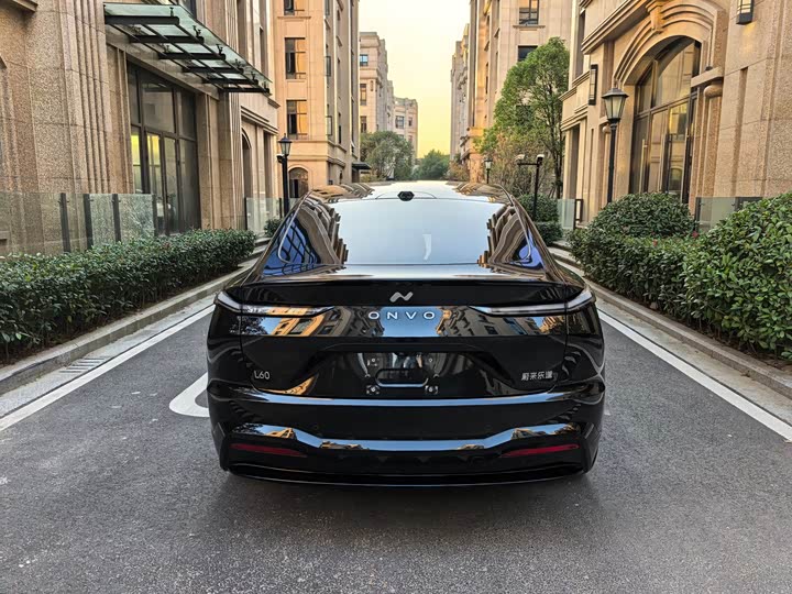 Фото 12 - Nio Onvo L60