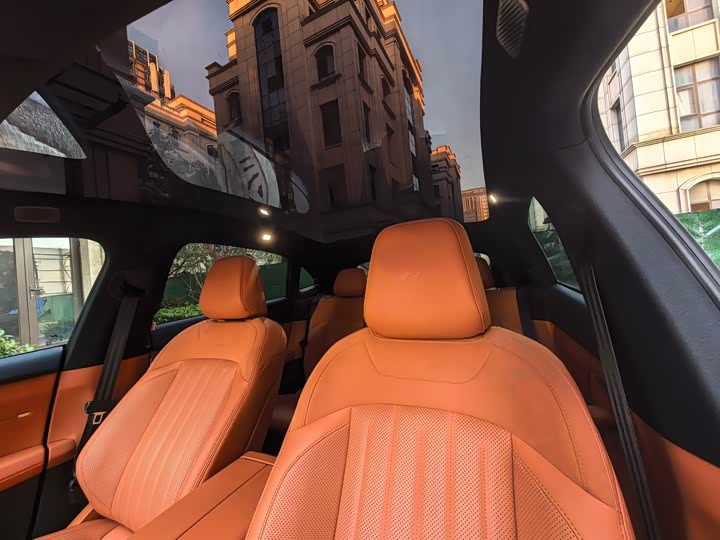 Фото 6 - Nio Onvo L60