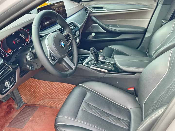 Фото 4 - BMW 5 Series