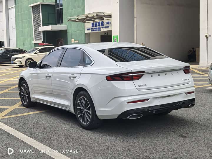 Фото 17 - Geely Preface