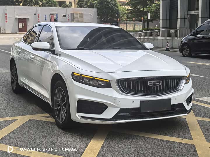 Фото 3 - Geely Preface