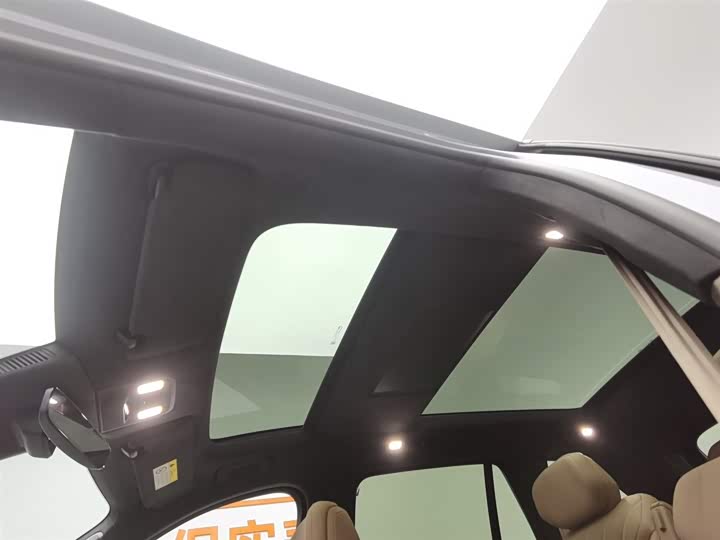 Фото 14 - Nio Onvo L90