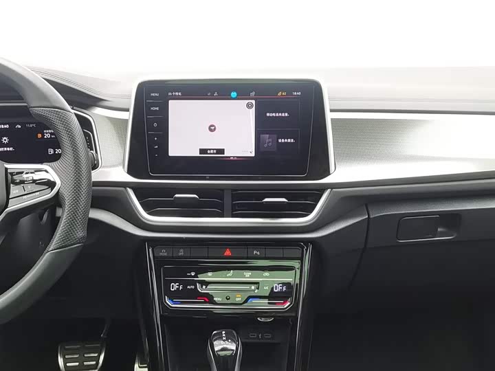 Фото 12 - Volkswagen T-Roc