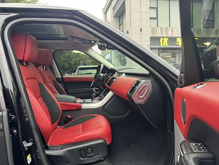 Фото 7 - Land Rover Range Rover Sport