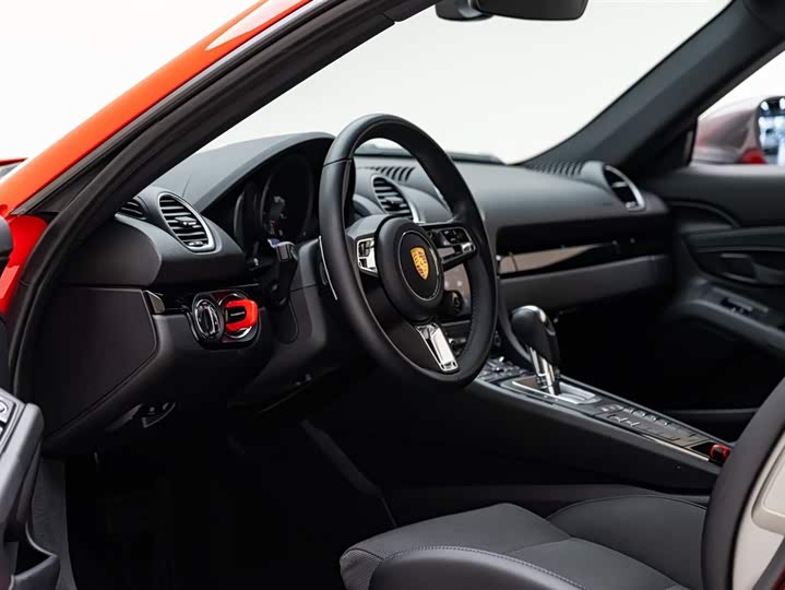 Фото 8 - Porsche 718