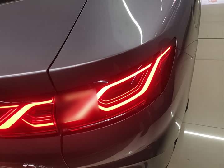 Фото 8 - BYD Qin L