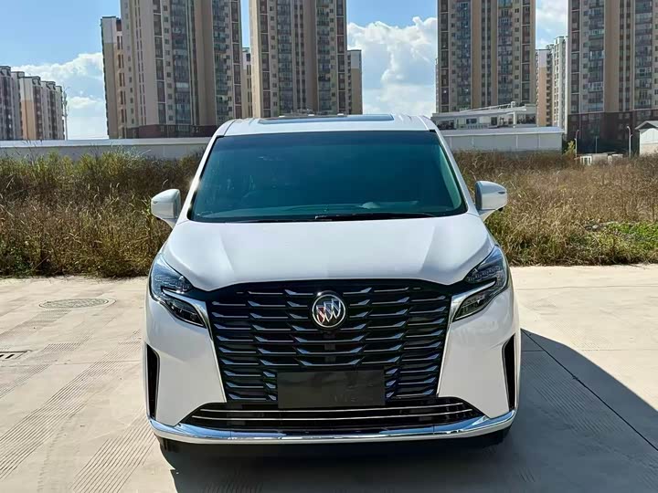 Фото 2 - Buick GL8 ES