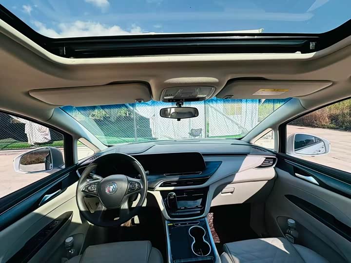 Фото 5 - Buick GL8 ES