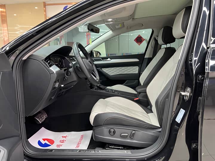 Фото 3 - Volkswagen Magotan