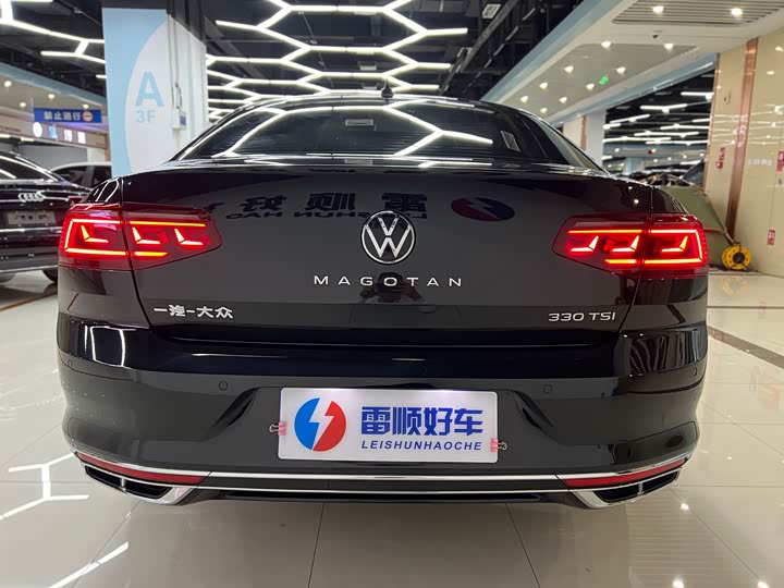 Фото 8 - Volkswagen Magotan