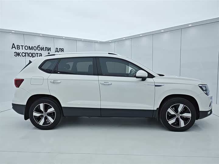 Фото 9 - Volkswagen Tharu