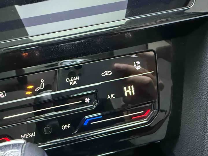 Фото 16 - Volkswagen Magotan