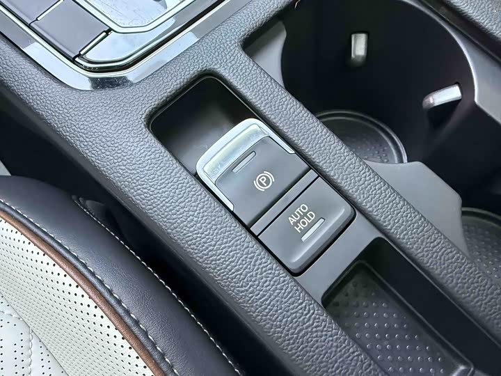 Фото 20 - Volkswagen Magotan