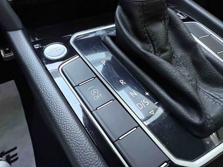 Фото 22 - Volkswagen Magotan