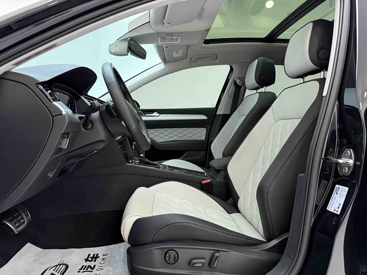 Фото 7 - Volkswagen Magotan