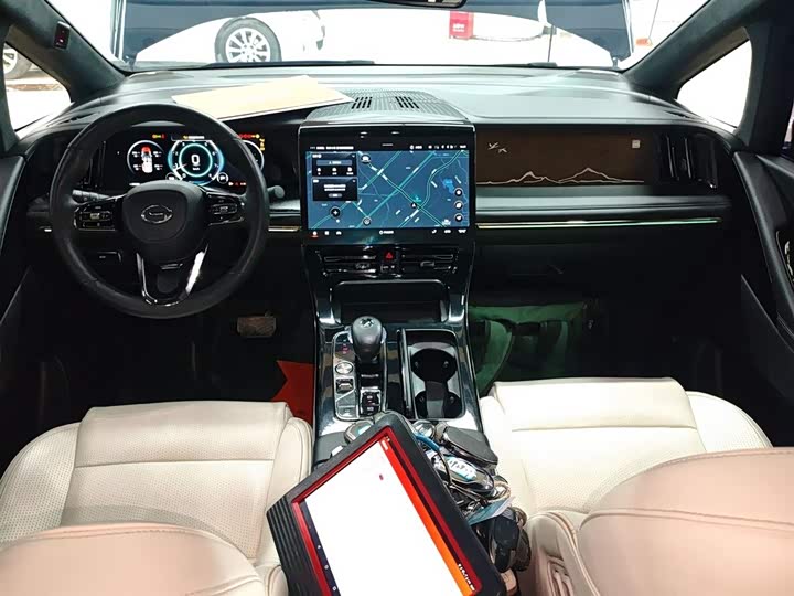 Фото 10 - GAC Trumpchi M8