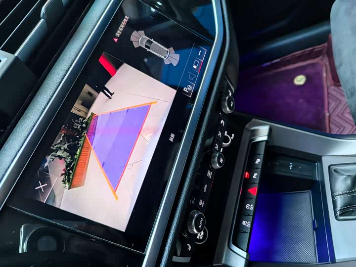 Фото 20 - Audi Q3