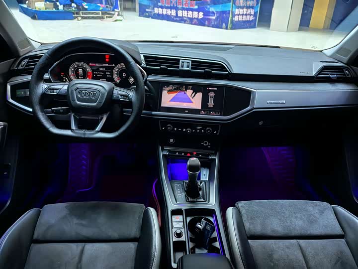 Фото 6 - Audi Q3