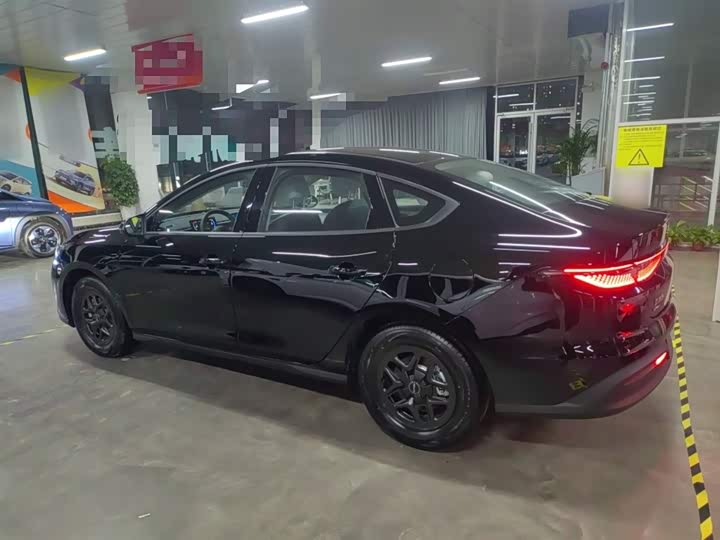 Фото 5 - BYD Seal 05 DM-i Hybrid