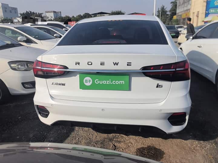 Фото 6 - Roewe i5