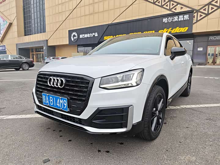 Фото 1 - Audi Q2L