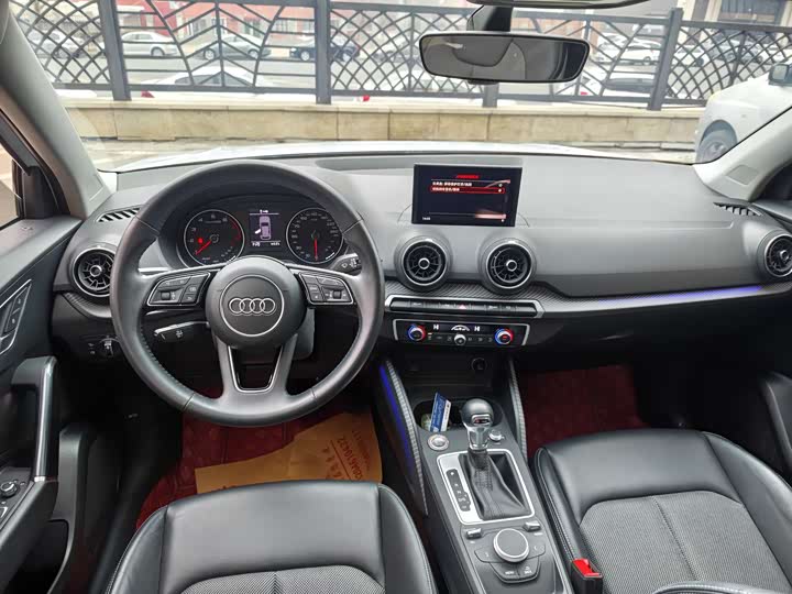 Фото 11 - Audi Q2L