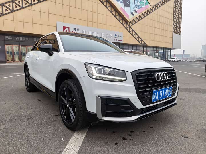 Фото 3 - Audi Q2L