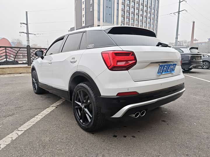 Фото 6 - Audi Q2L