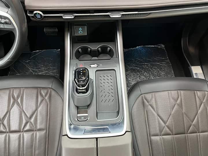 Фото 5 - Ford Edge