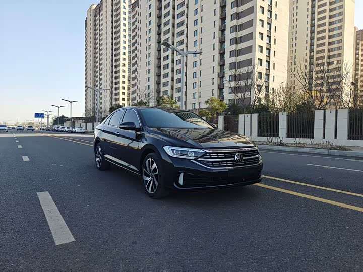 Фото 3 - Volkswagen Sagitar L