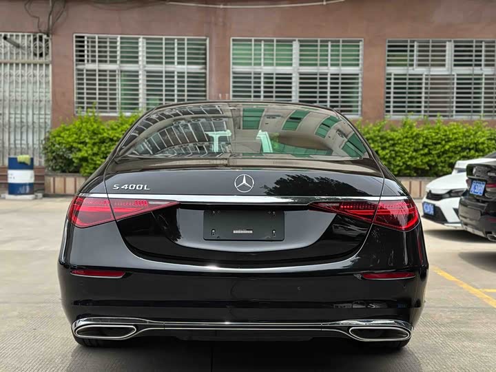 Фото 3 - Mercedes-Benz S-Class