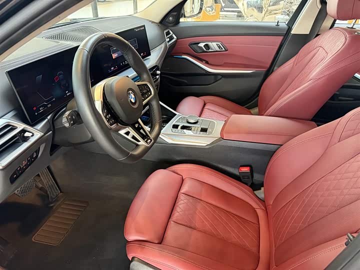 Фото 10 - BMW 3 Series