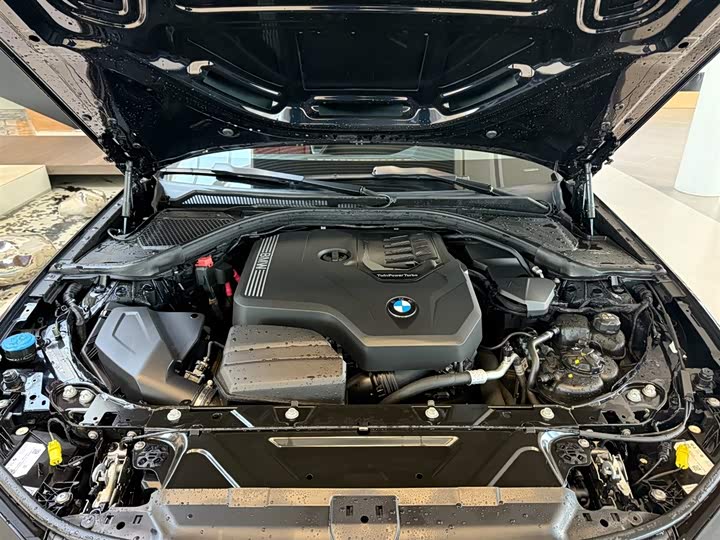 Фото 14 - BMW 3 Series