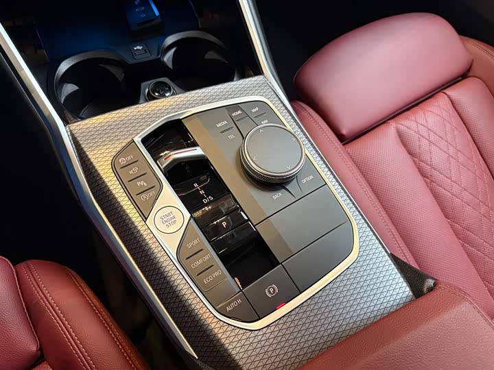 Фото 8 - BMW 3 Series