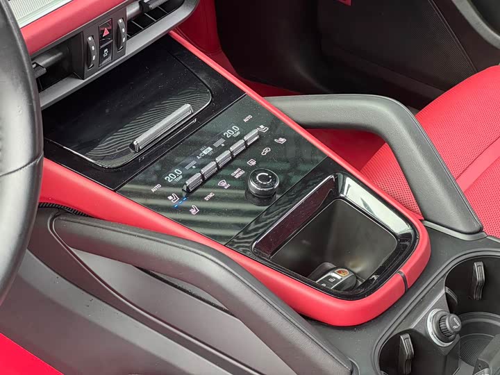 Фото 12 - Porsche Cayenne