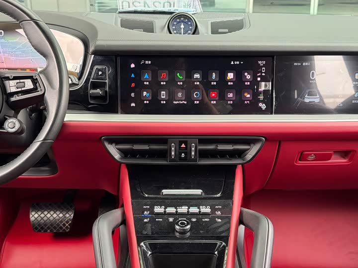 Фото 14 - Porsche Cayenne