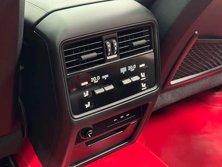 Фото 17 - Porsche Cayenne