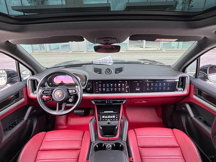 Фото 18 - Porsche Cayenne