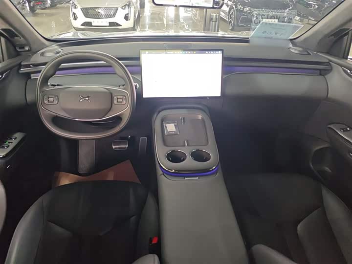 Фото 10 - XPeng G7