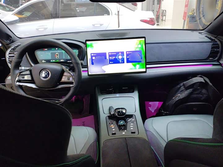 Фото 10 - BYD Han