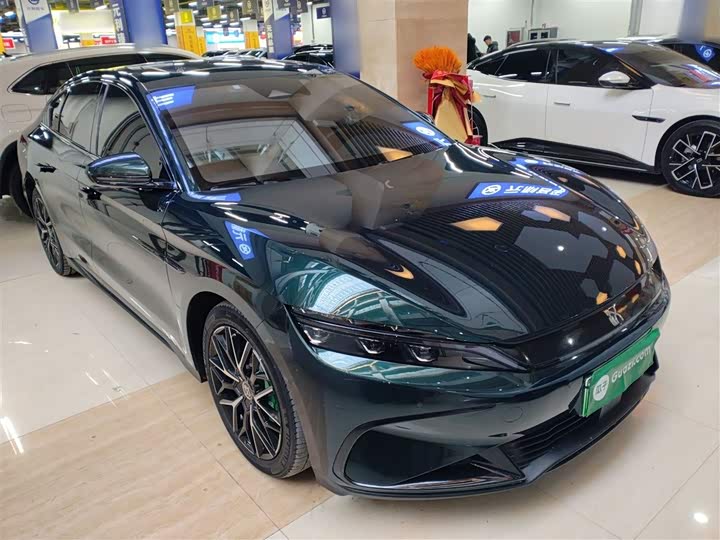 Фото 4 - BYD Han