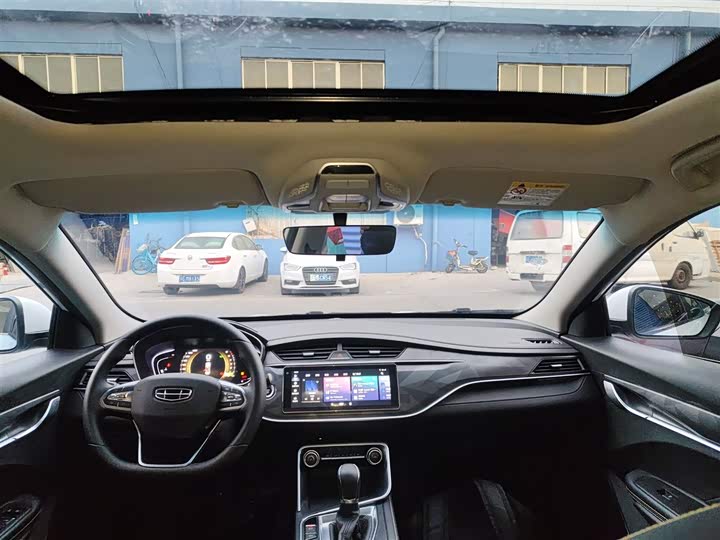 Фото 18 - Geely Binrui