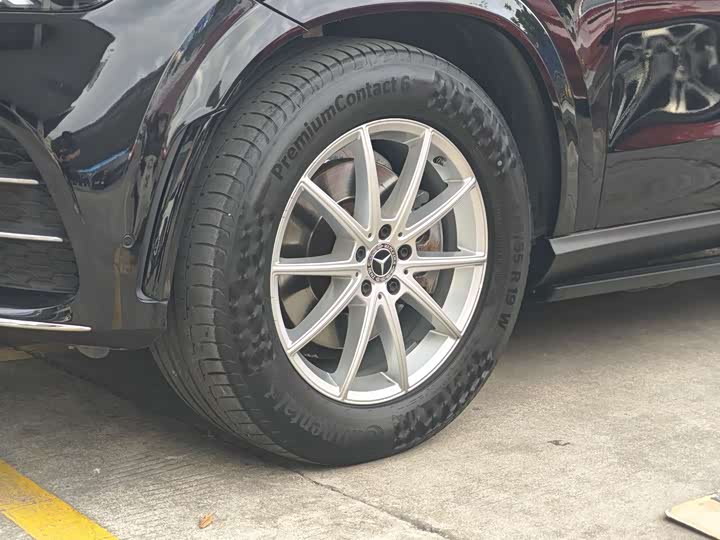 Фото 21 - Mercedes-Benz GLE-Class