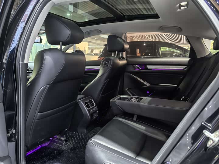 Фото 5 - Honda Accord