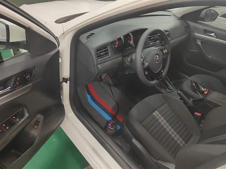 Фото 16 - Volkswagen Lavida