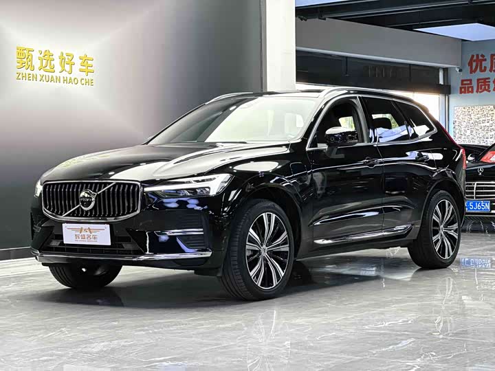 Фото 1 - Volvo XC60 Hybrid