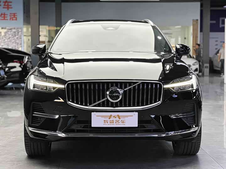 Фото 2 - Volvo XC60 Hybrid